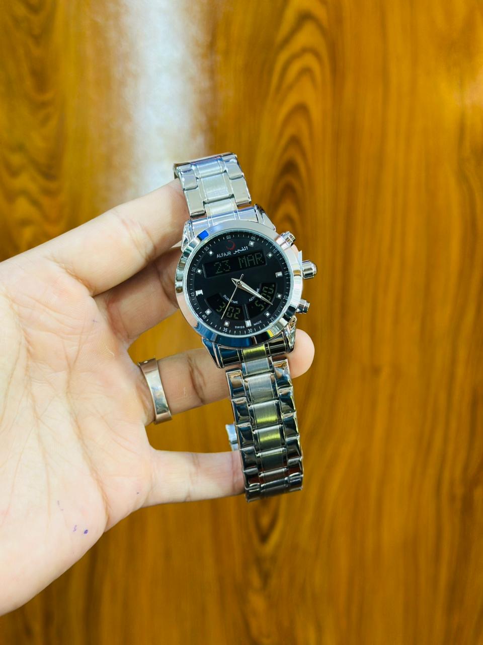 Al Fajr Gold Hybrid Watch – Luxury Timekeeping with Prayer Alerts