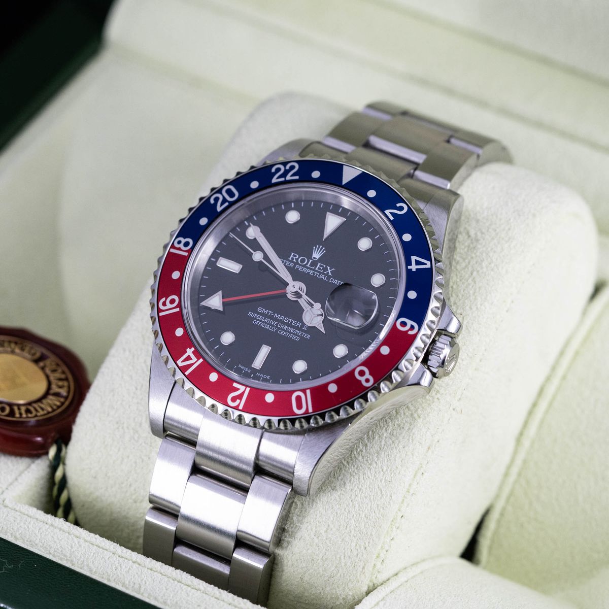 Rolex GMT-Master II Stainless Steel “Pepsi” – Red & Blue Cerachrom Bezel